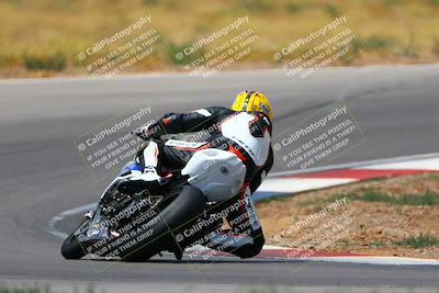 media/Apr-30-2023-CRA (Sun) [[020fcf5d43]]/Race 3-1000 Amateur Supersport/